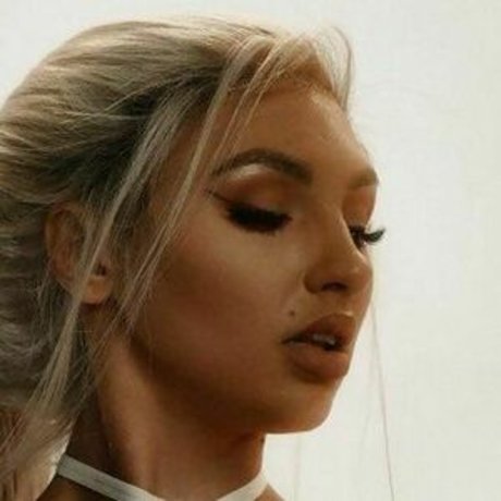 Iryna Ivanova actriz perfecta fotos