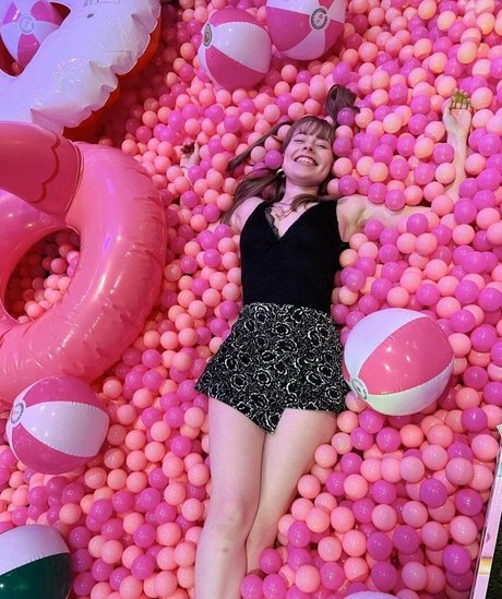 Abbie Budden modelo de arte fotos