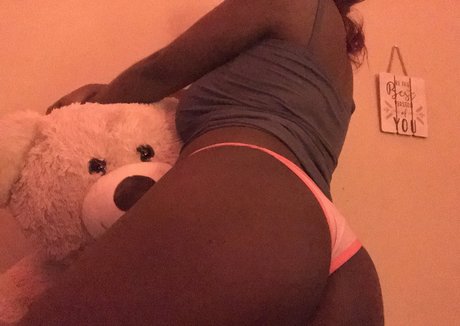 kxttxe estrella desnuda foto