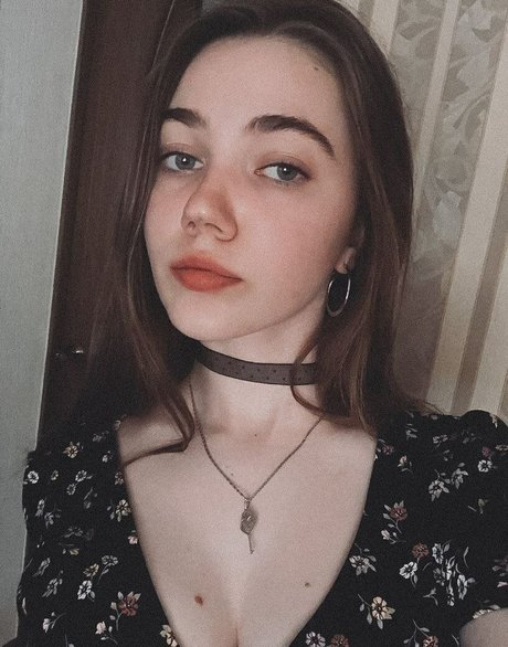 Sluzaika actriz desnuda galerías