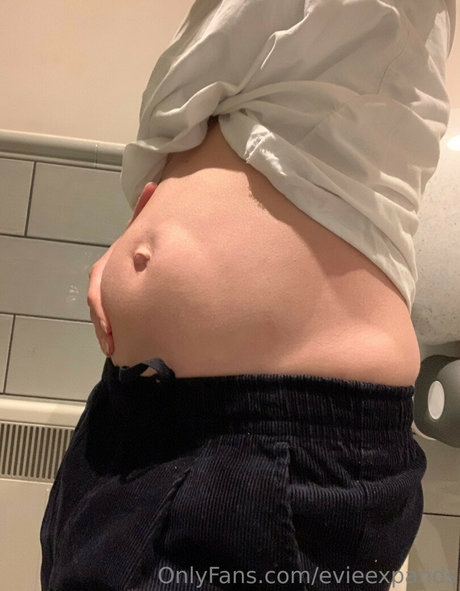 evieexpands Profilfoto