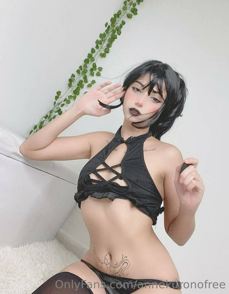 annekuronofree modelo desnudo recopilación