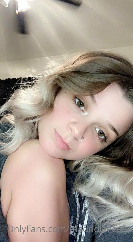 ellabelleeee actriz sexual galería