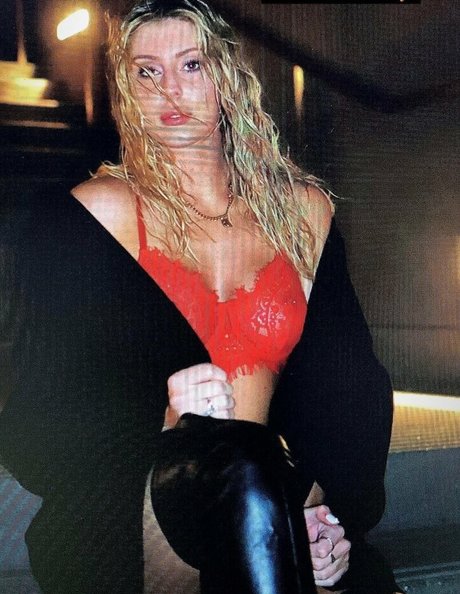 annamarie desnudos estrella imágenes