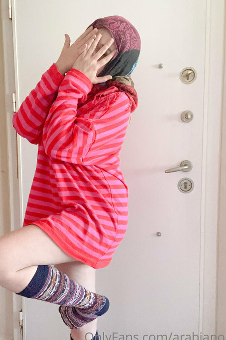 arabiano bonita estrella porno imágenes