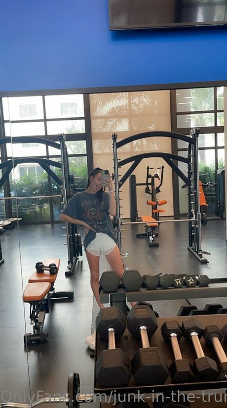 elleventures actriz de alta calidad imagen