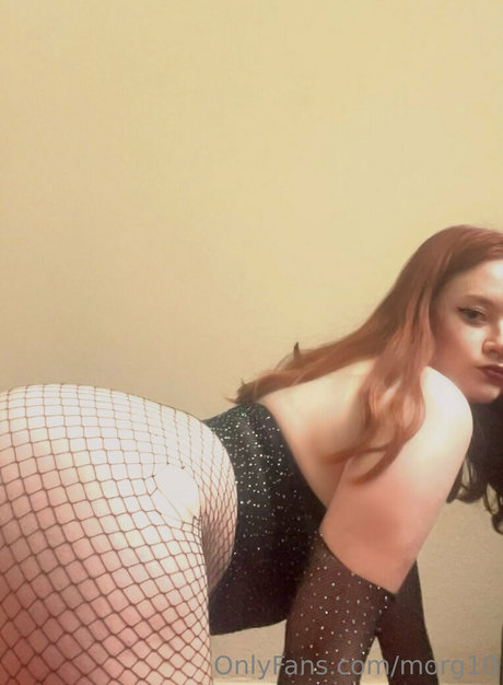 maxineaurora modelo agradable galerías