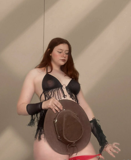 maxineaurora linda estrella fotos