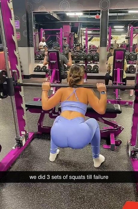 Jenna Sinatra estrella porno agradable galería