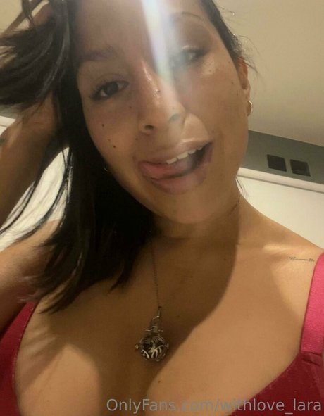 withlove lara estrella libre archivo