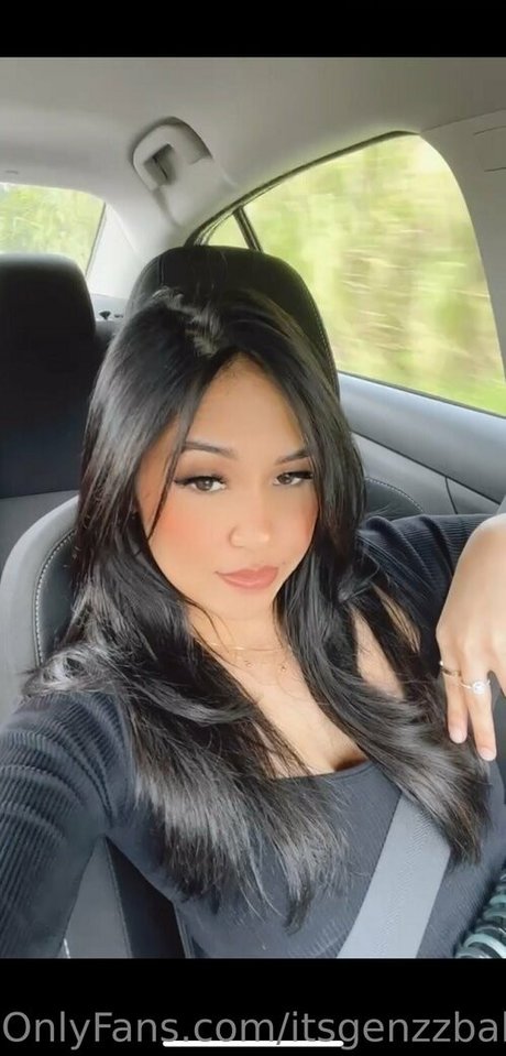 itsgenzzbabyy estrella porno foto