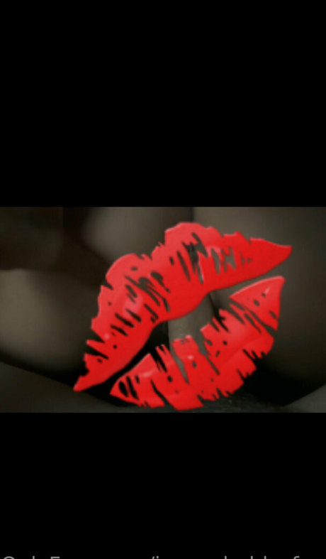 iamurdaddysfavorite estrella porno caliente imagen