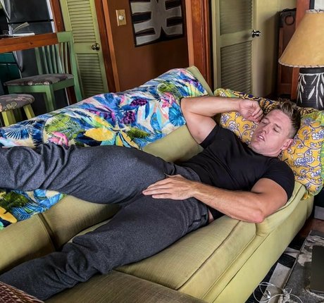 codydealfree estrella del sexo fotos