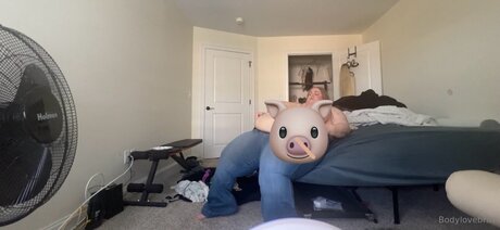 Bodylovebritt2 estrella porno bonita foto