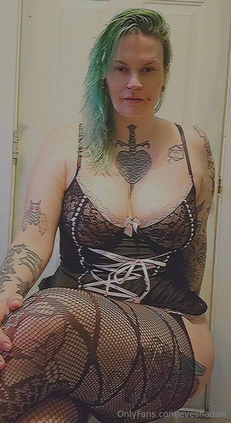 Eveshadow buena estrella porno imagen