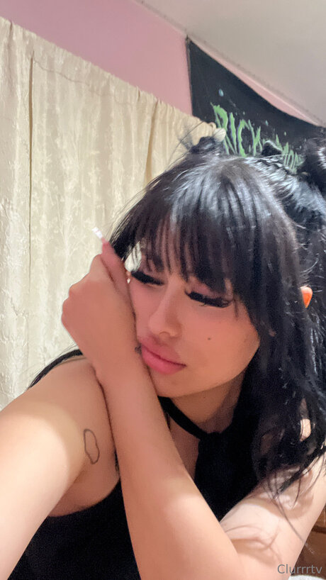 Imclurrr buen modelo foto