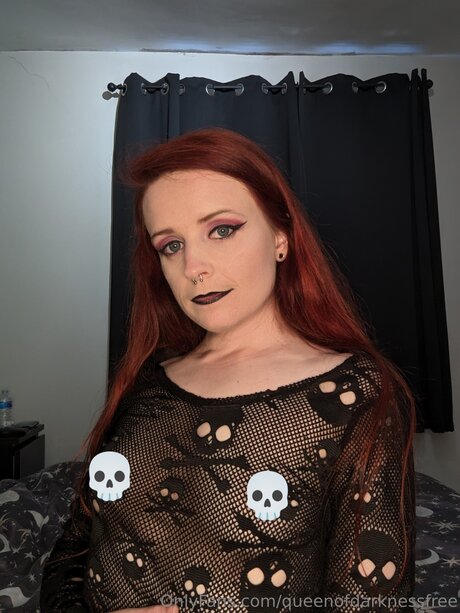 Queenofdarknessfree estrella porno bonita imagen