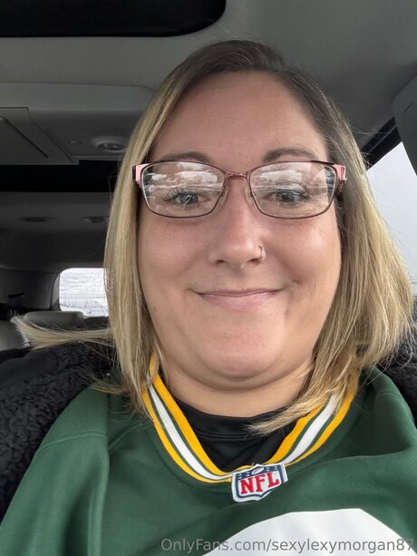 Sexylexymorgan87 modelo bonita foto
