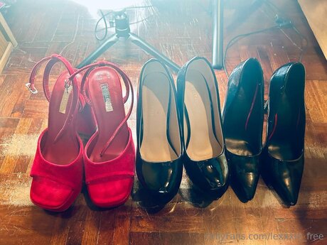 Lexxxie Free modelo xxx fotos