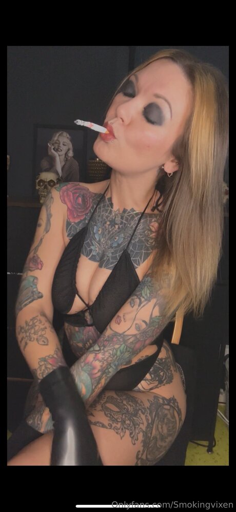 Smokingvixen estrella de alta calidad galería