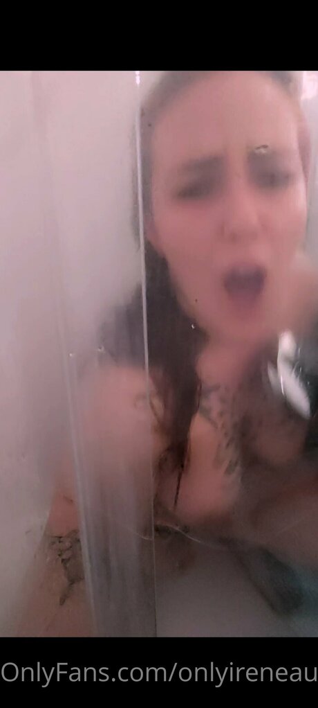 Onlyireneaura actriz caliente recopilación