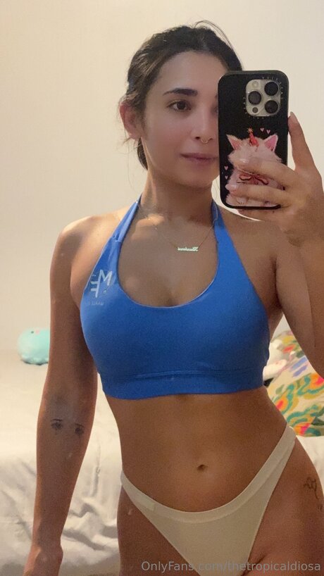 Thetropicaldiosa estrella porno desnuda galería