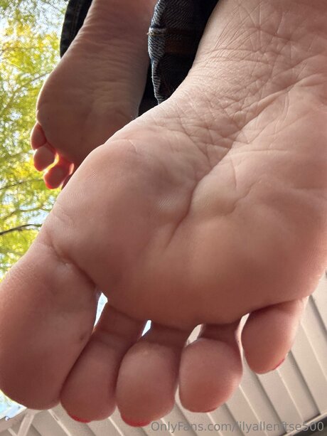 Lilyallenftse500 modelo desnudo galería