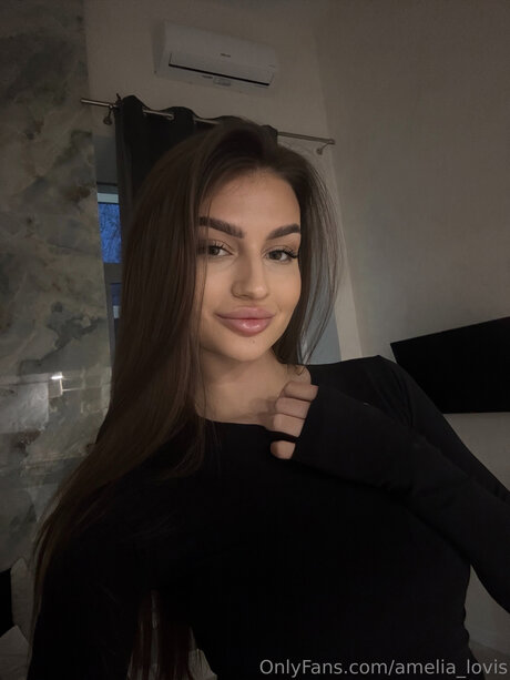 Amelia Lovis modelo de alta calidad galería