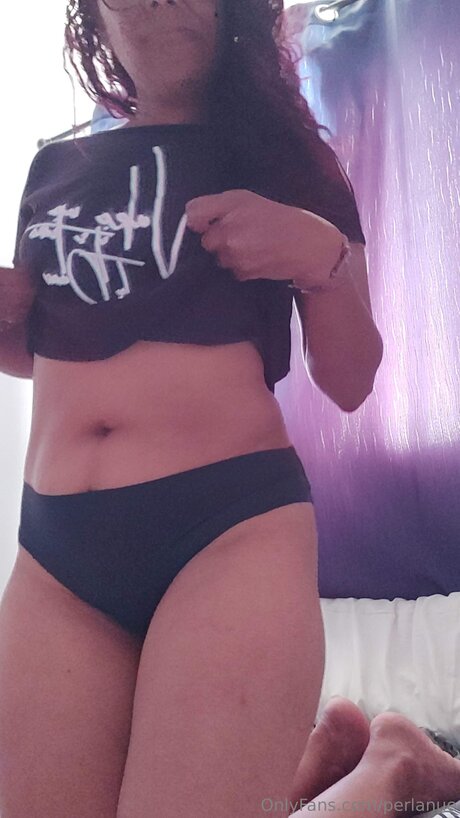 Perlanue modelo erótico imagen