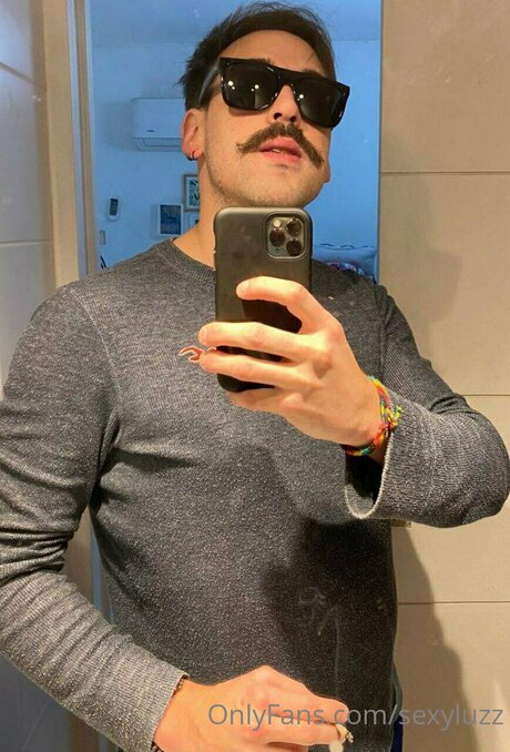 Sexyluzz estrella porno bonita archivo