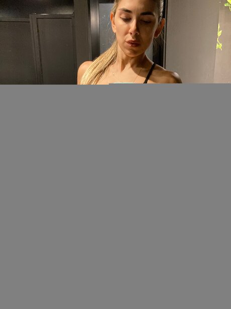 Anargentiniangirlone modelo foto