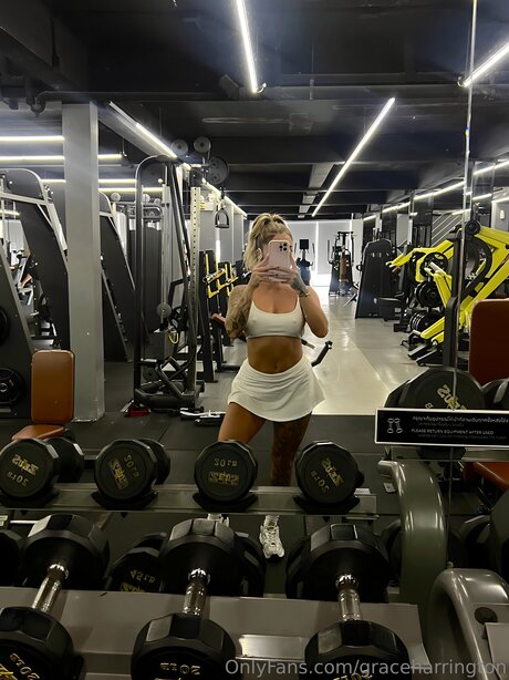 onlyfans asiáticos de 18 años buena calidad foto