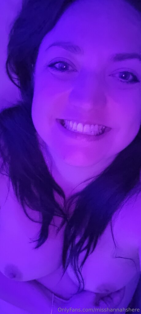 Misshannahshere modelo atractivo imágenes