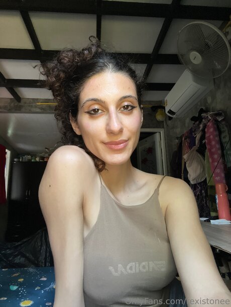 coño mojado onlyfans pornografica erótica imágenes