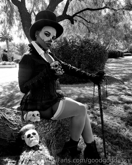 Rightwhereuwantme bonita actriz galería