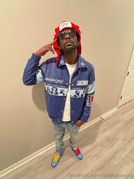 Ilovedemons modelo exclusivo archivo