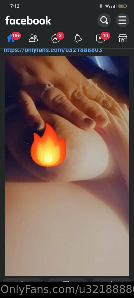 U321888803 estrella porno desnuda fotos