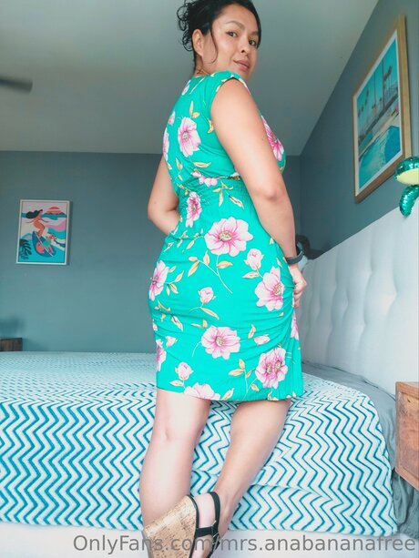 Mrs Anabananafree modelo hd fotos