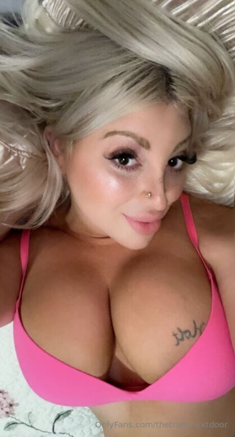 Theblondiebunnyx xxx estrella porno imagen