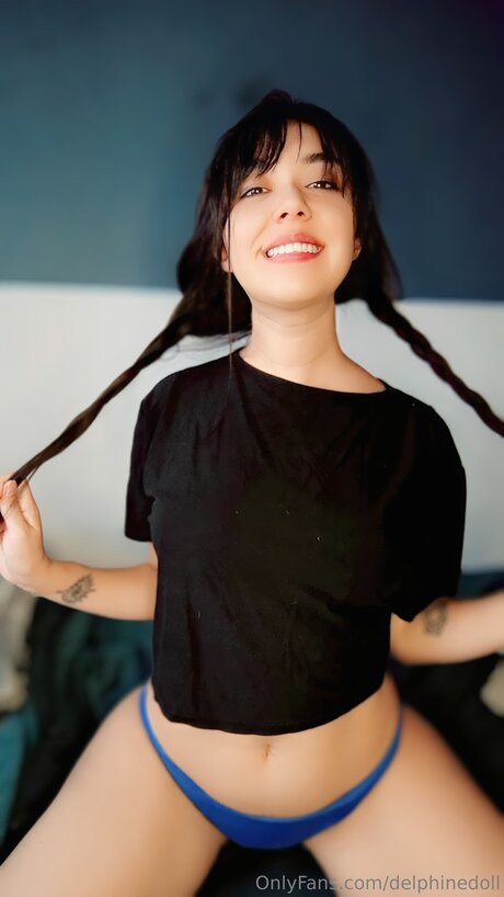 Delphinedoll buen modelo imágenes