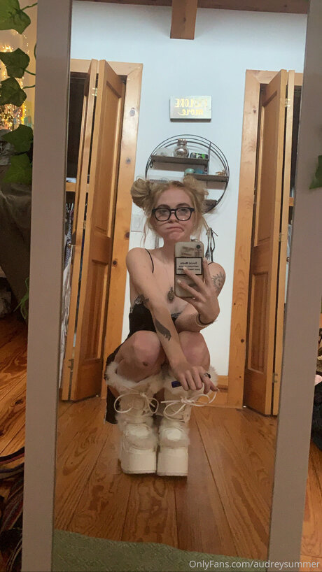 Audreysummer actriz de arte imagen