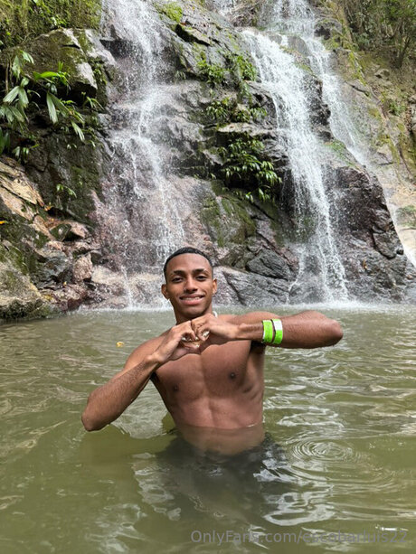 pumas tetonas onlyfans bastante adulta galería