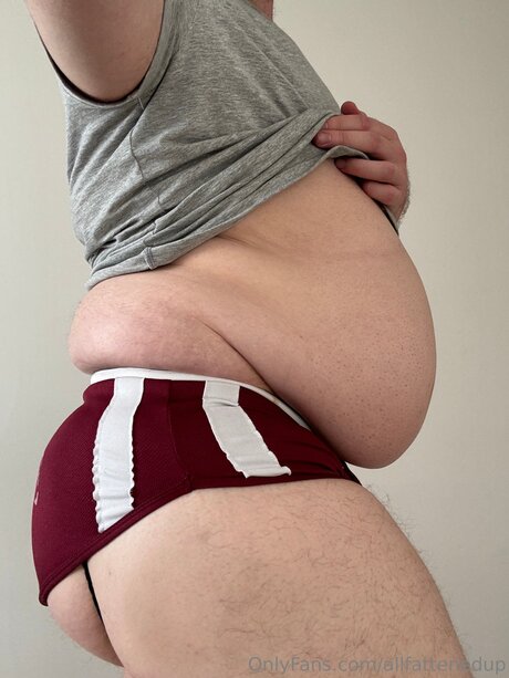 Allfattenedup actriz atractiva imágenes