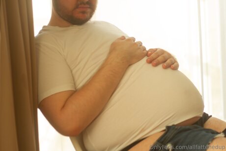 Allfattenedup modelo porno imágenes