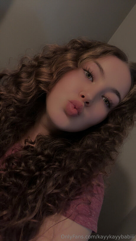 Kayykayybabiii modelo caliente imagen