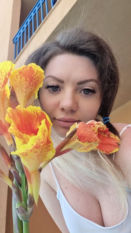 Only Pinkfree bonita actriz galerías