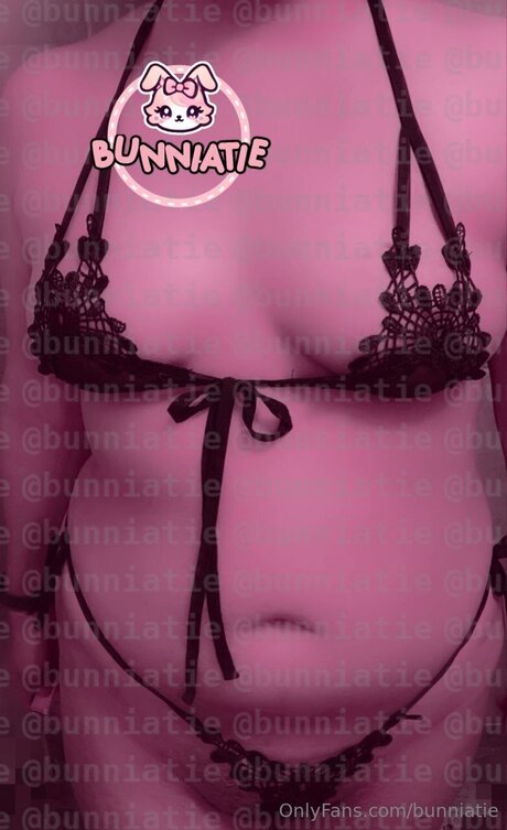 Bunniatie estrella pornografica archivo