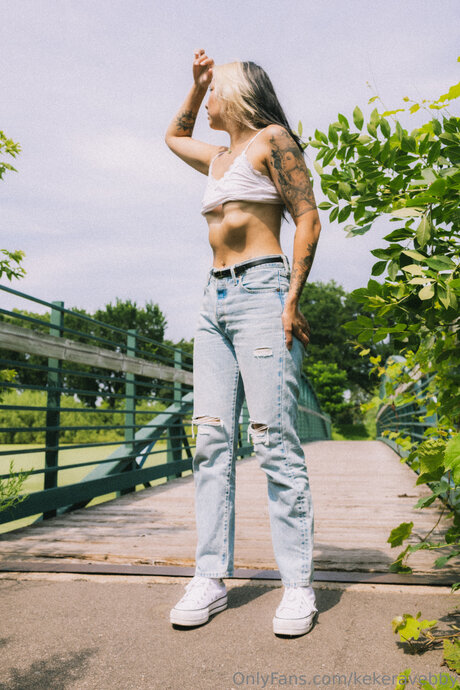 Kekeravebby buena estrella porno galería