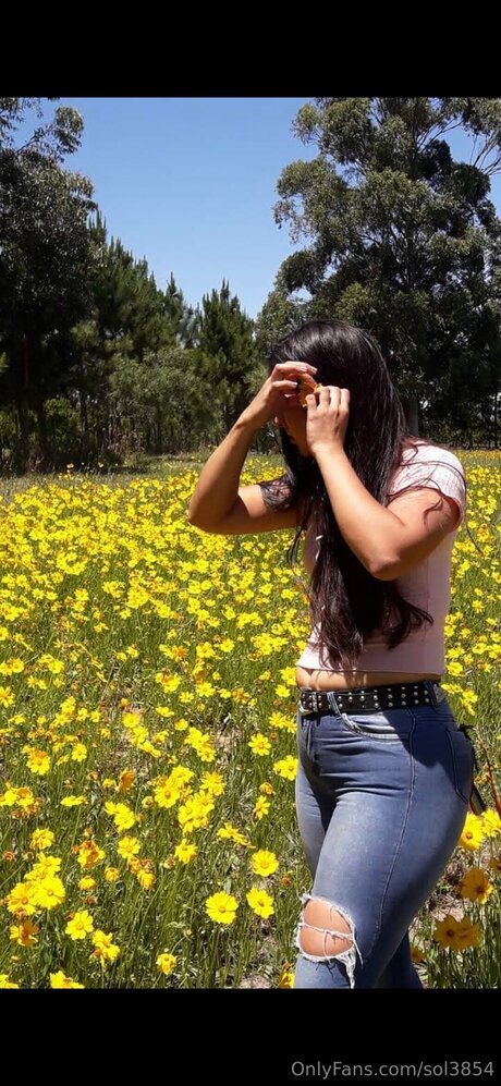 Sol3854 modelo desnuda fotos