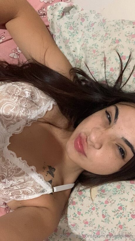 ébano fumando onlyfans caliente desnudo imágenes